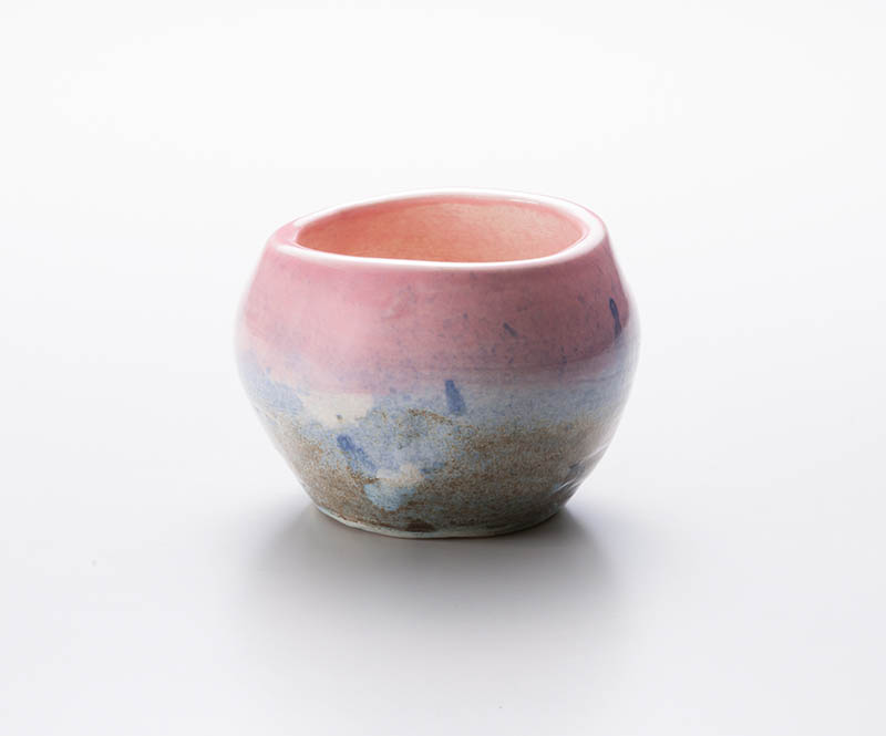 ③湯のみ［高さ7cm］