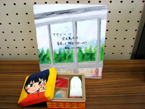 木を彫る，石を彫る