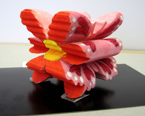 多義彫刻「花」「蝶」