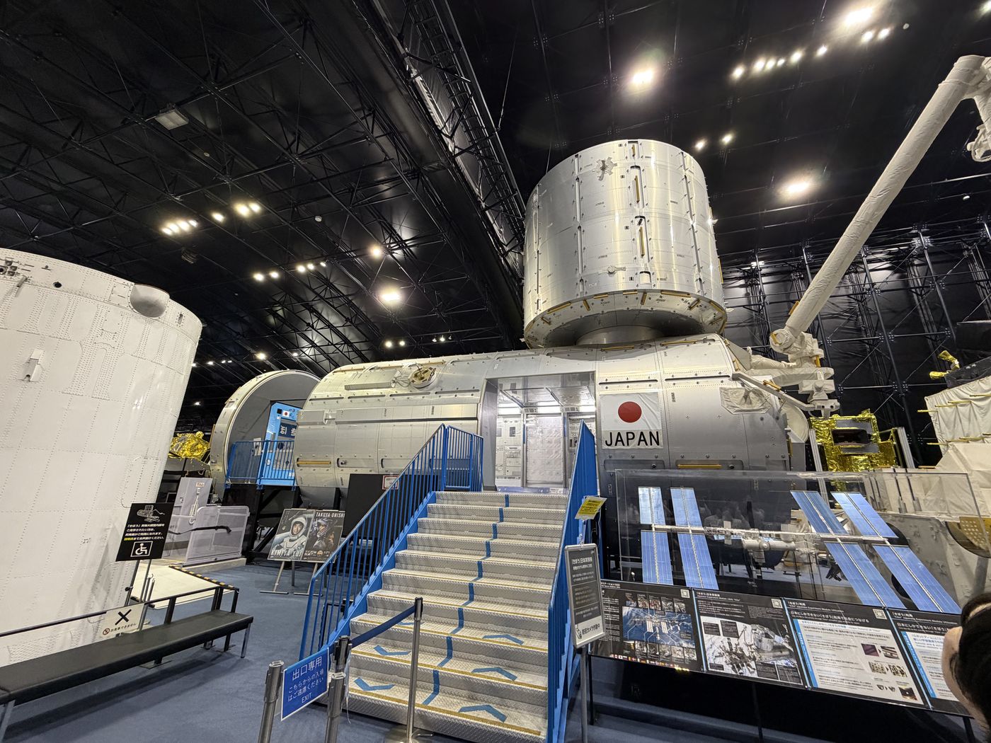 ISS（国際宇宙ステーション）の日本実験棟「きぼう」の実物大モデル