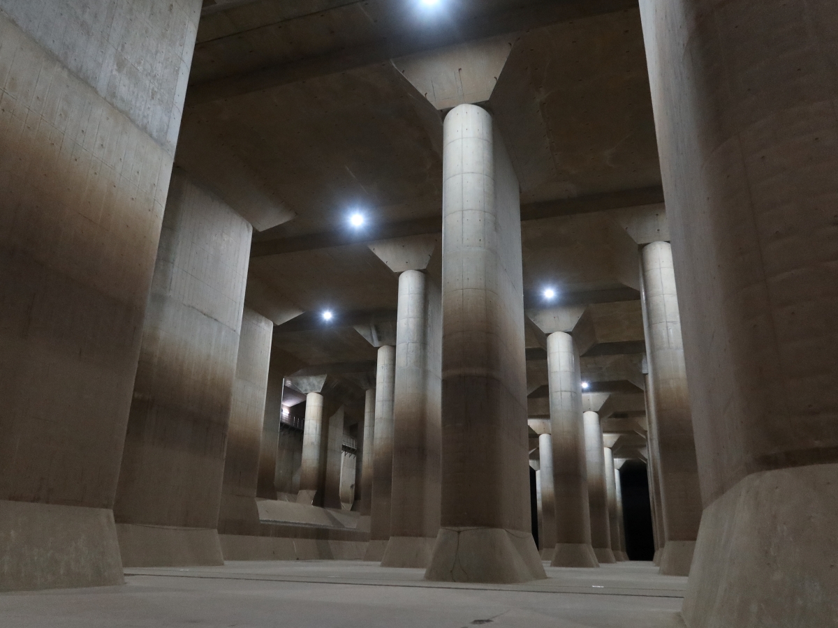 ❹調圧水槽（地下神殿）1